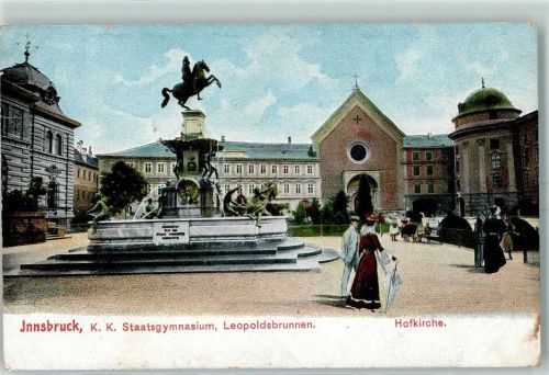 Innsbruck Staatsgymnasium Leopoldsbrunnen Hofkirche Kinderwagen