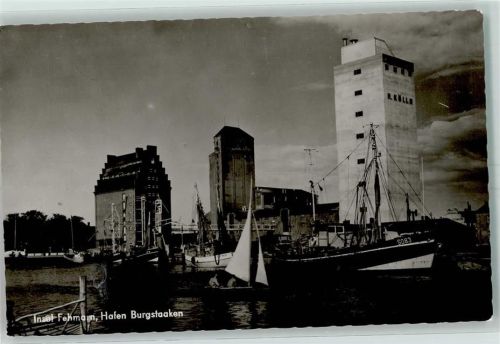 Puttgarden Hafen BurgstaakenmBoot SO83 Segelboot Staffelhaus
