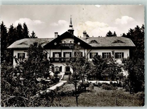 Holzkirchen Schullandheim Linden Garten