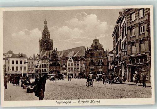 Nijmegen Großer Markt Auto Fahrrad