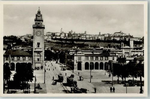 Bergamo 1943 Centro Straßenbahn Karren Kirche Oldtimer