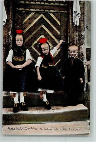 Verlag Bäcker Nr. 2753 AK Kinder vor einer Haustür AK