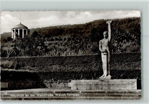 Neustadt 1966 Kriegerdenkmal der Reserve Inf. Regiment Nr. 5 AK Gute Erhaltung