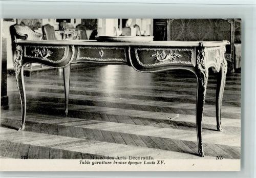 Nr. 228 Table garniture Louis XV - Museum des Arts Decoraties , gute Erhaltung