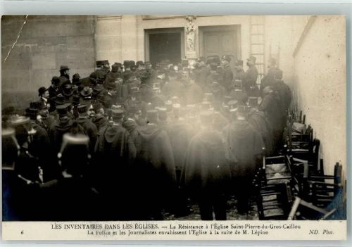 Paris Les Inventares Dan Les Eglises Saint-Pierre-du-Gros-Caillou Polizei Pompiers
