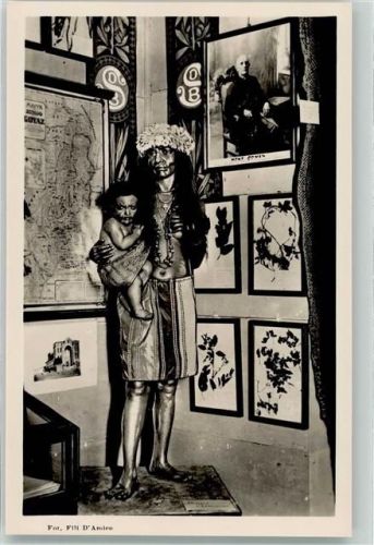 Roma Vatikanische Missionsausstellung Skulptur Indianische Frau mit Kind Fotograf D'Amico