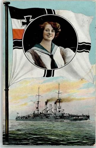 Kiel 1910 Kriegsschiff Kriegsfahne und Matrosin