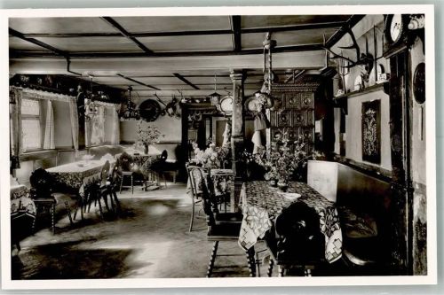 Großholzleute Gasthaus Adler Die Gaststube Standuhr Geweih Kachelofen