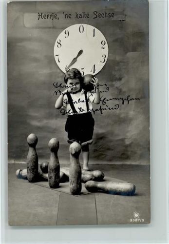 Foto Serie 3387-3 - Uhr, Kind mit Holzkegeln 1909 AK