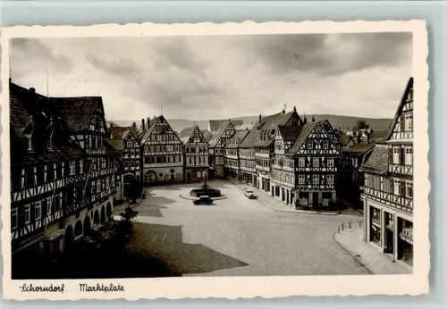Schorndorf Marktplatz Fachwerkhäuser Brunnen