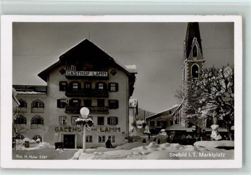 Seefeld Gasthof Lamm Marktplatz Winteraufnahme Foto H. Huber