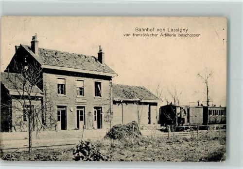 Lassigny Bahnhof mit Eisenbahn AK Bahnhof 1915