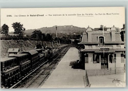 Saint-Cloud Vue interieure de la nouvelle Gare du Val-d-Or Le Fort du Mont-Valerien