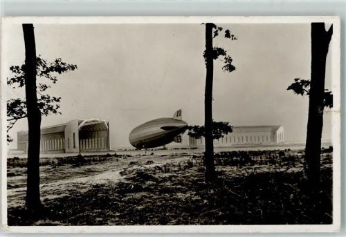 1939 LZ 130 "Graf Zeppelin" Hakenkreuze Foto AK WK II