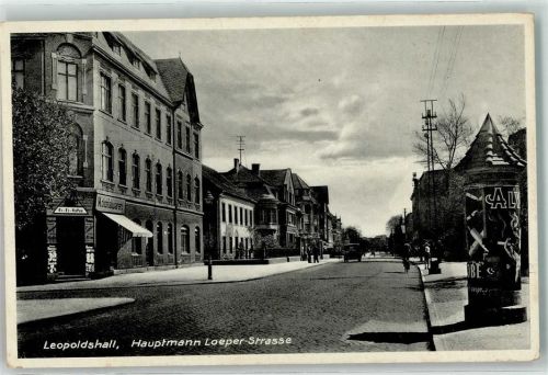 Leopoldshall Hauptmann Loeper Straße Litfaßsäule Auto Kolonialwaren Handlung