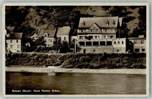 56867 W5589 Briedel 1934 Foto AK Hotel Fischer Erben