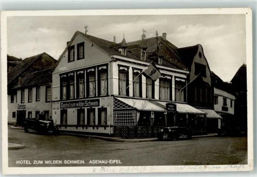 Adenau Hotel Zum wilden Schwein Theodor Frings Fahnen Oldtimer Garage