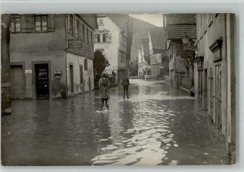 Biberach Foto AK Hochwasserkatastrophe Bewohner auf Stelzen Ort handschriftlich