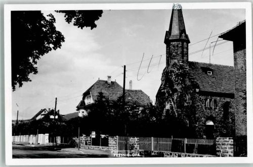 Pressig Alte Kirche Farbmarkierungen im Bild