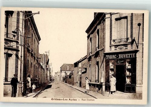 Orleans Rue Danton Oldtimer
