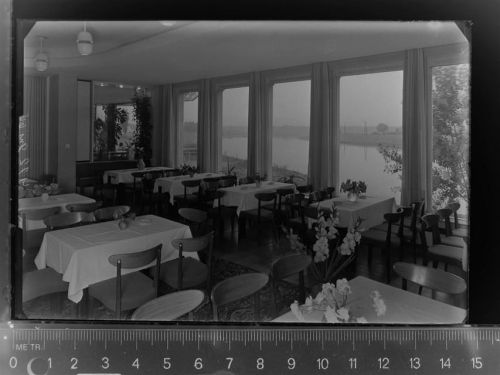 Nienburg Hotel Weserschlösschen H. Heissenberg Essraum