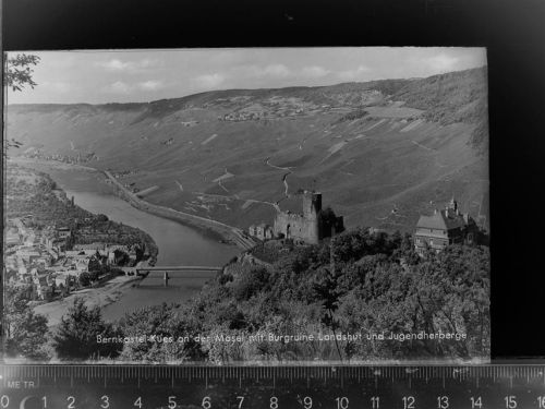 Bernkastel Burgruine Landshut u. Jugendherberge