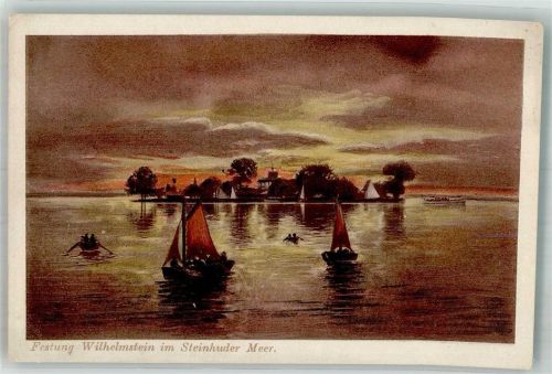 Wunstorf Segelboote vor der Festung Wilhelmstein im Steinhuder Meer im Sonnenuntergang