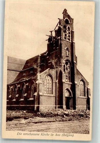Ans WK I zerschossene Kirche