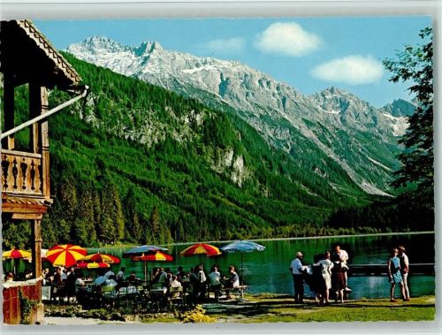 Kleinarl Ausflügler am Jägersee im Kleinarltal