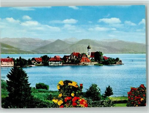 Wasserburg Blick vom Malerwinkel auf die Halbinsel mit österr. Alpenkette