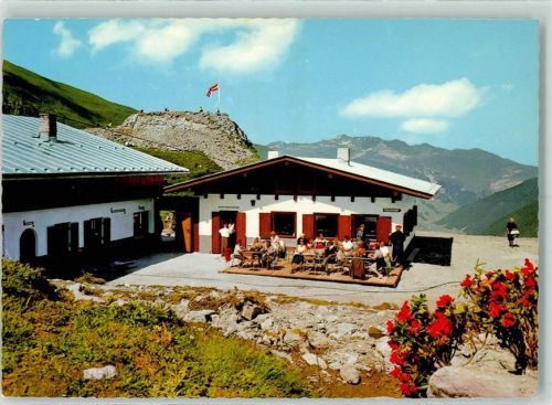 Hintertux Hintertuxer Gletscherbahn Bergstation auf der Sommerbergalm Blick gegen Rastkogel