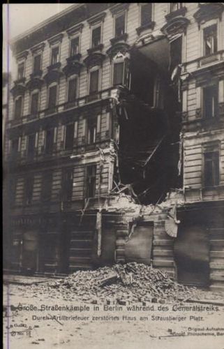 Berlin Mitte Strassenkämpfe