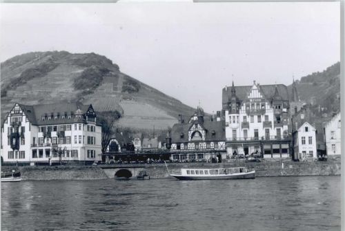 Assmannshausen Foto Fluss Schiff Haus Berg