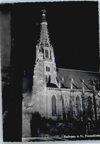 Eßlingen Kirche Baum Nacht