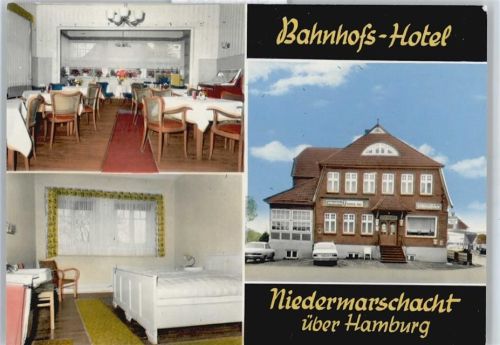 Niedermarschacht Bahnhofshotel Bett Tisch Stuhl Auto