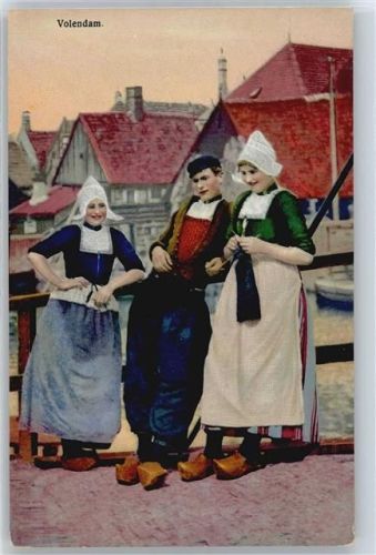 Volendam Trachten