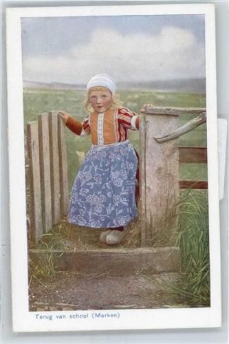 Marken Trachten