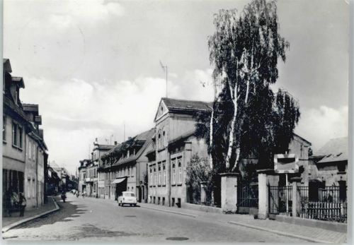 Mügeln Friedrich-Straße Auto Baum Zaun