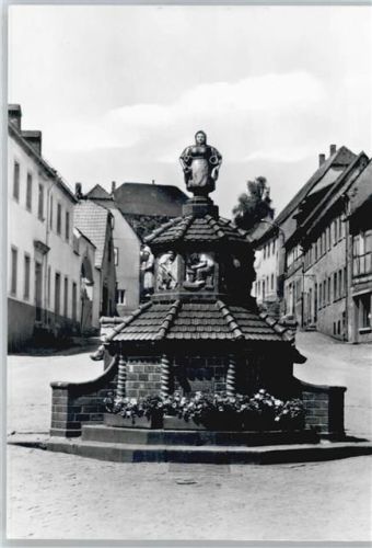 Kohren-Sahlis Töpferbrunnen AKU2