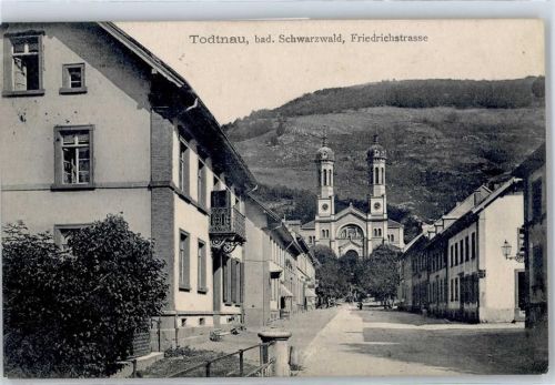 Todtnau Friedrichstraße, Blick zur Kirche
