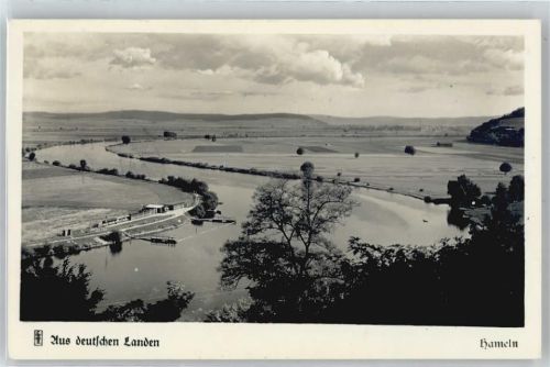 Hameln Blick auf Weser und Bückeberg