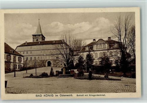 Bad König Schloß mit Kriegerdenkmal