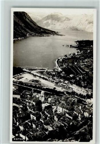 Kotor Gesamtansicht Bucht