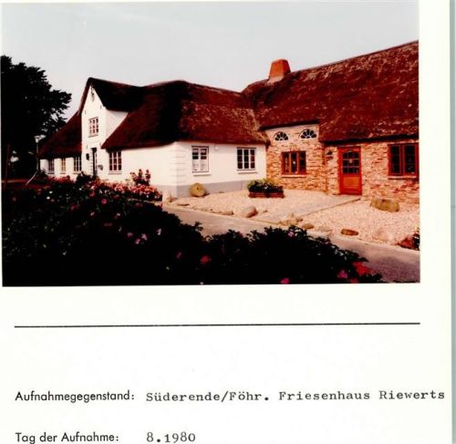 25938 W2270 Süderende auf Föhr FOTO KEINE AK Friesenhaus Riewerts Foto montiert auf Karton