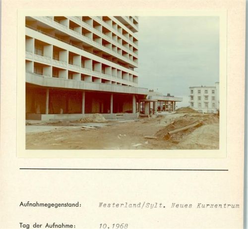 Westerland Neues Kurzentrum Foto montiert auf Karton