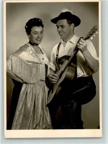 Bayr. Musikanten Duo mit Gitarre ca 1950