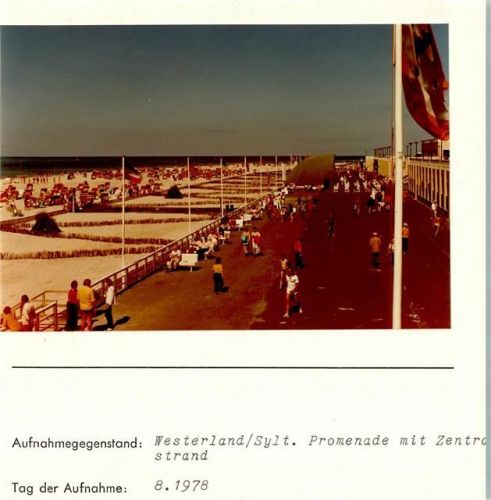 Westerland Promenade mit Zentralstrand Foto montiert auf Karton