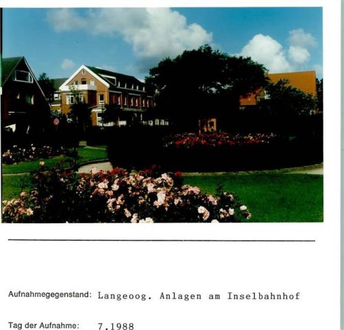 Langeoog Alagen am Inselbahnhof Telefonzelle Foto montiert auf Karton