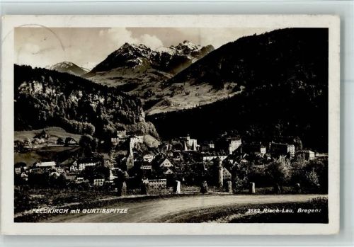 Feldkirch Gesamtansicht mit Gurtisspitze Foto Risch-Lau