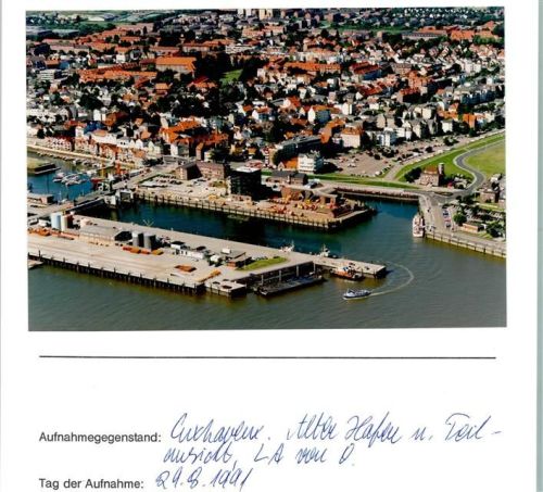 Cuxhaven Fliegeraufnahme Alter Hafen Foto montiert auf Karton